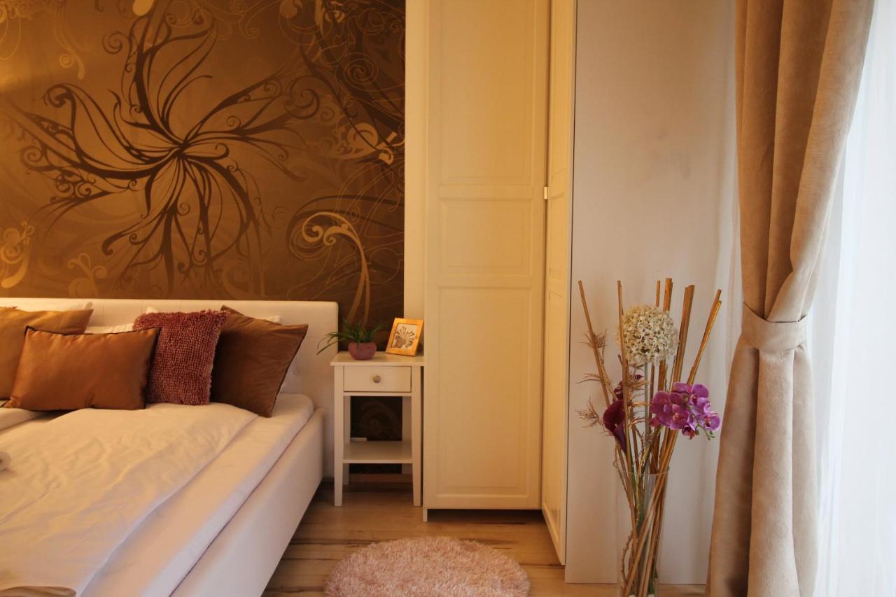 Amber Dream Apartment Budapest Ngoại thất bức ảnh