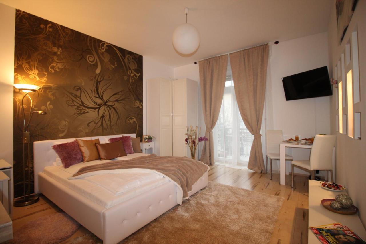 Amber Dream Apartment Budapest Ngoại thất bức ảnh